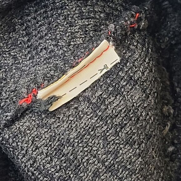 The North Face Ebroidered Logo Beanie Hat Unisex - Picture 8 of 8